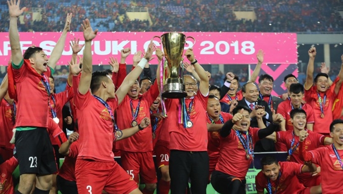 Nhìn lại 10 khoảnh khắc 'vàng' ấn tượng nhất trong đêm chung kết AFF Cup 2018