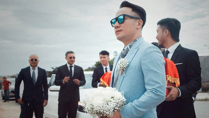 Lễ cưới rapper Đinh Tiến Đạt và vợ xinh 9X có gì đặc biệt?